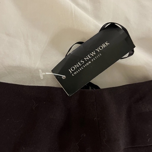 Jones New York Petite Collection Plum Color Women’s Skirt 2P Brand New - Picture 2 of 5